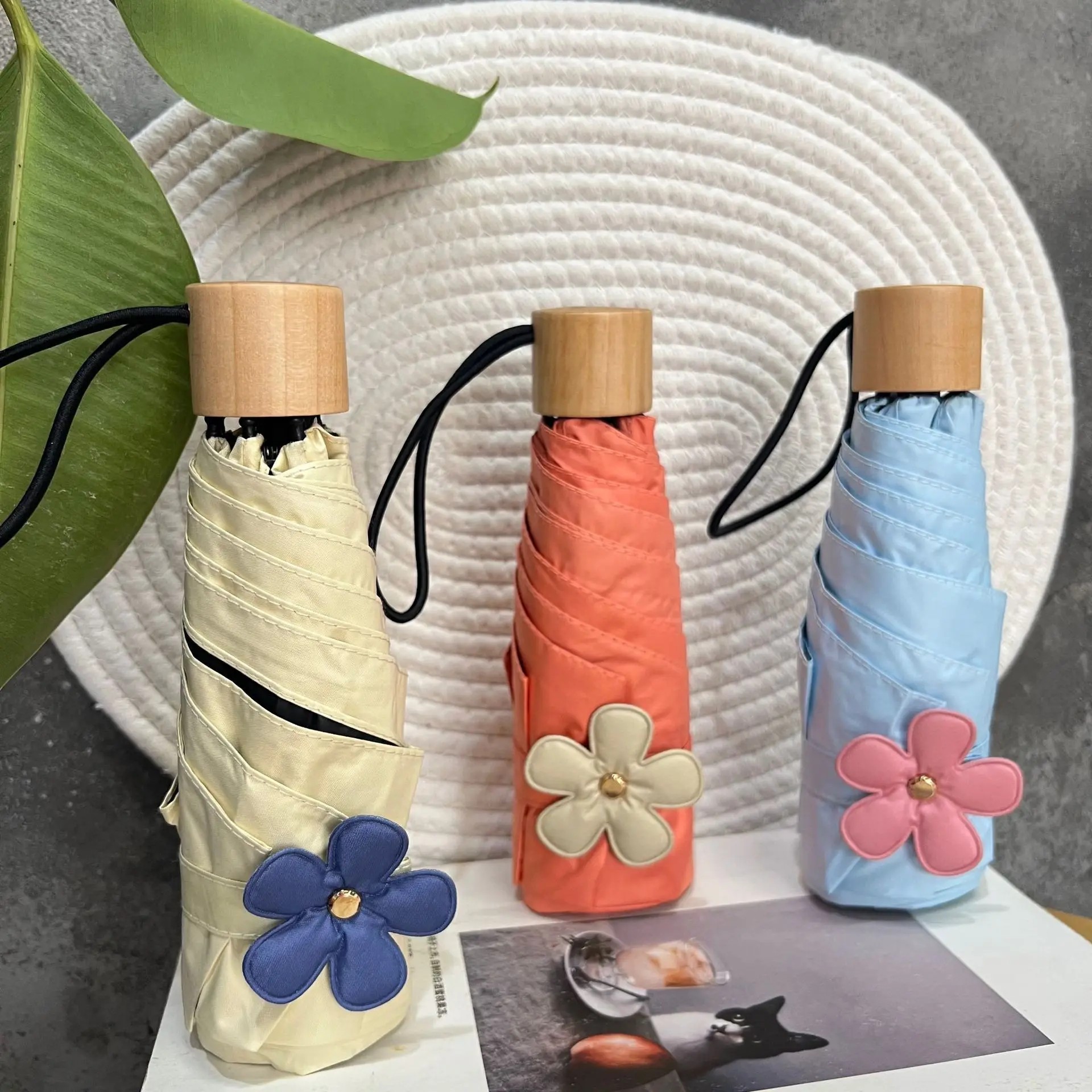 Ultra Light Flower 5 Fold Umbrella Mini Flower Bud Sunshade Compact Portable Sun Protection Capsule Gift Advertising Umbrella