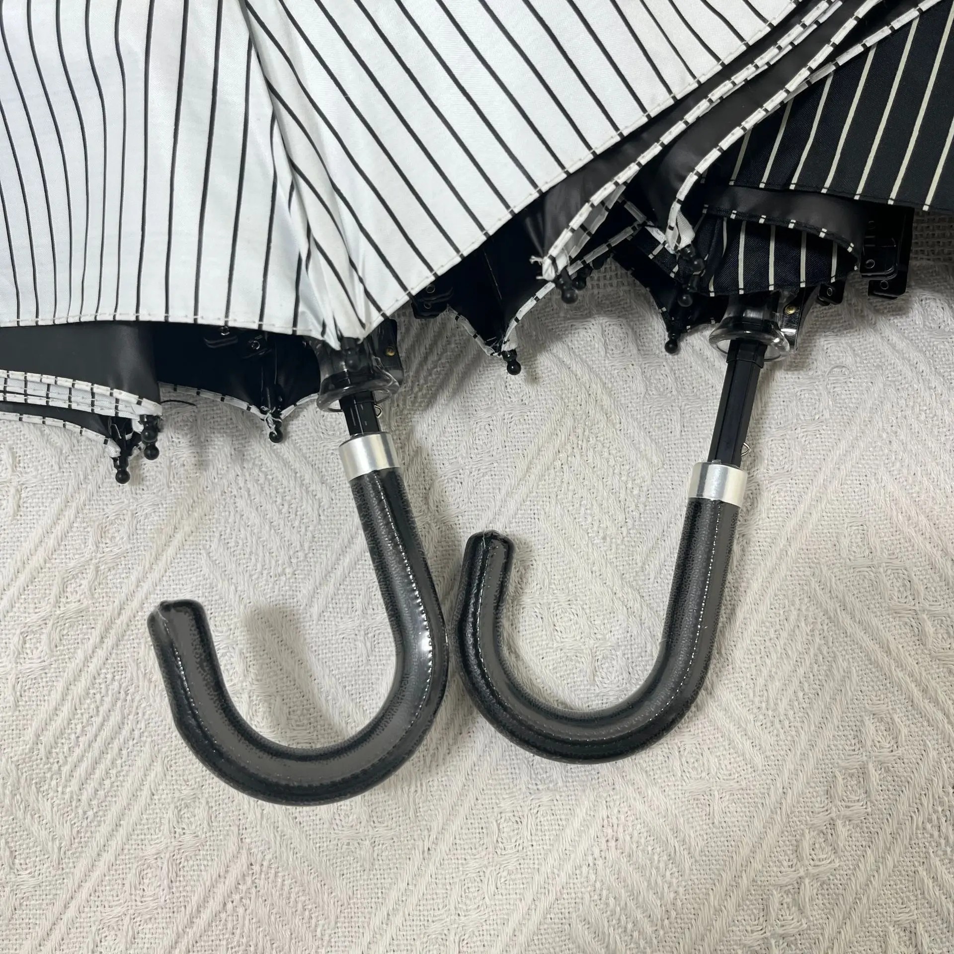 Custom Simple Striped Leather Small Hook Umbrella Portable Rainproof Sunproof Folding Exquisite Women's Manual Sun Umbrella