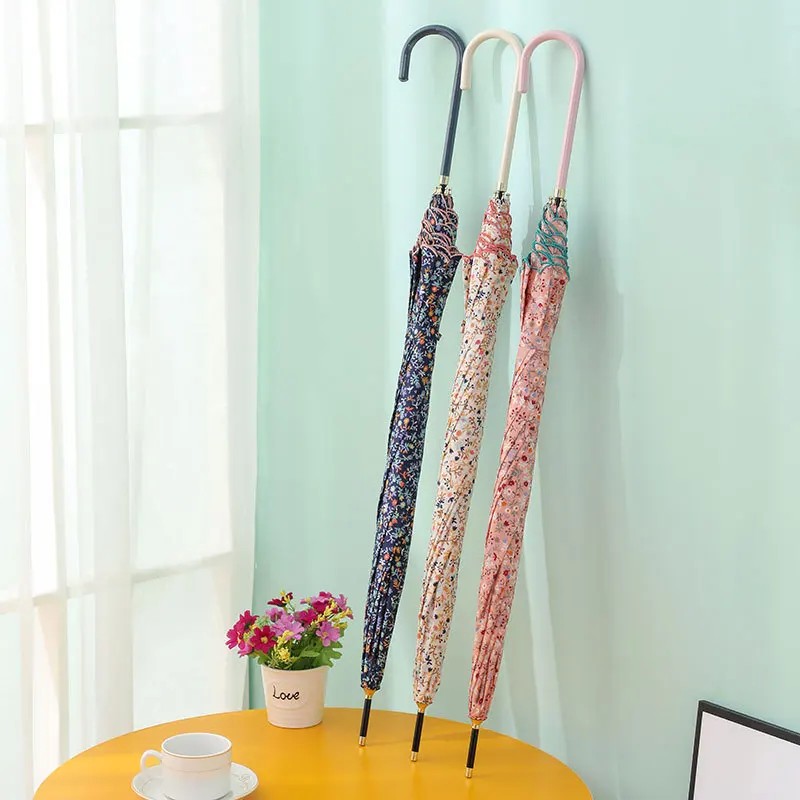 Floral Embroidery Manual Long Handle Umbrella,Wind-resistant ,Japanese StyleLightweight Portable Umbrella for Women