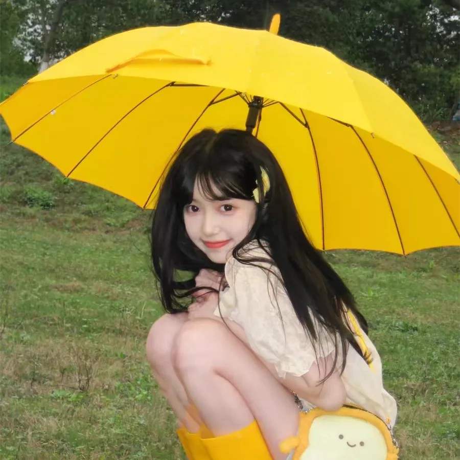 High Value Korean Drama Yellow Umbrella Same Style Wind Resistant Long-Handled Yellow Umbrella for Men Women Sunny Rainy Days