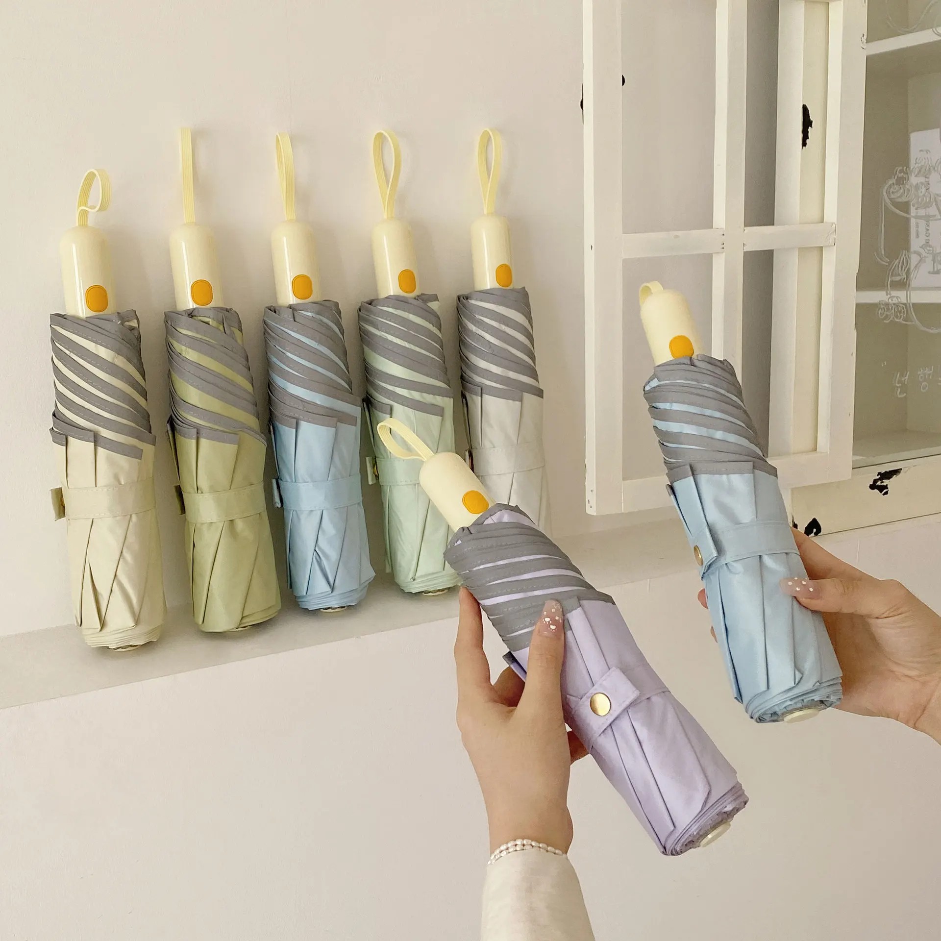 New Rounded Automatic Collapse Sun Protection UV Protection Colored Glue Iron Reinforced Leisure Design Business Gift Umbrella