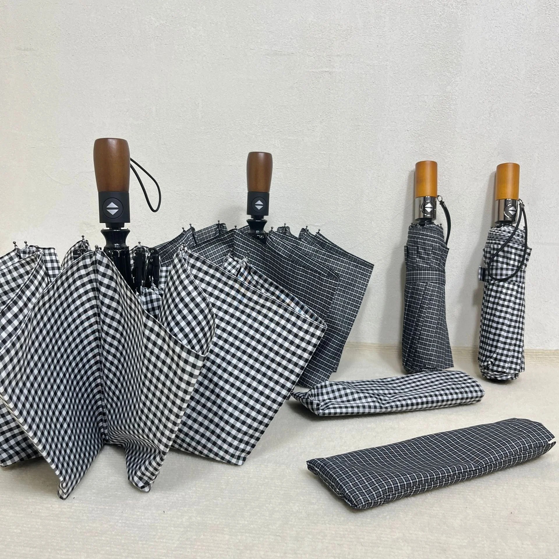 Wholesale Ten-bone Semi-Automatic Folding Enlarged Reinforced Thickened High-end Business Umbrella Modern Design Printable logo