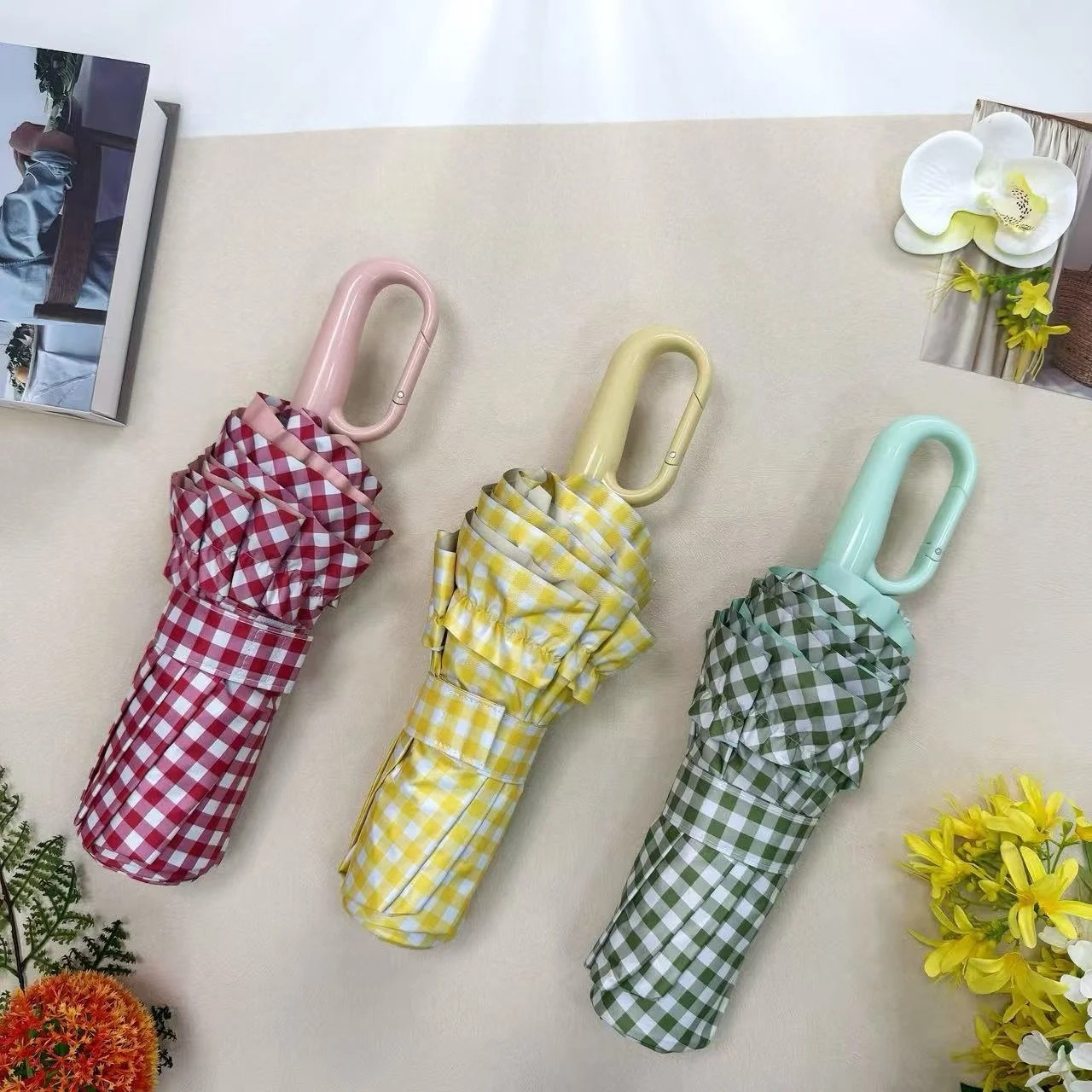 8-Ribs Three-Folding Manual-open Ring-clasp Sunshade Umbrella Checkered Lace Design Colorful Coated Fabric Sun protection