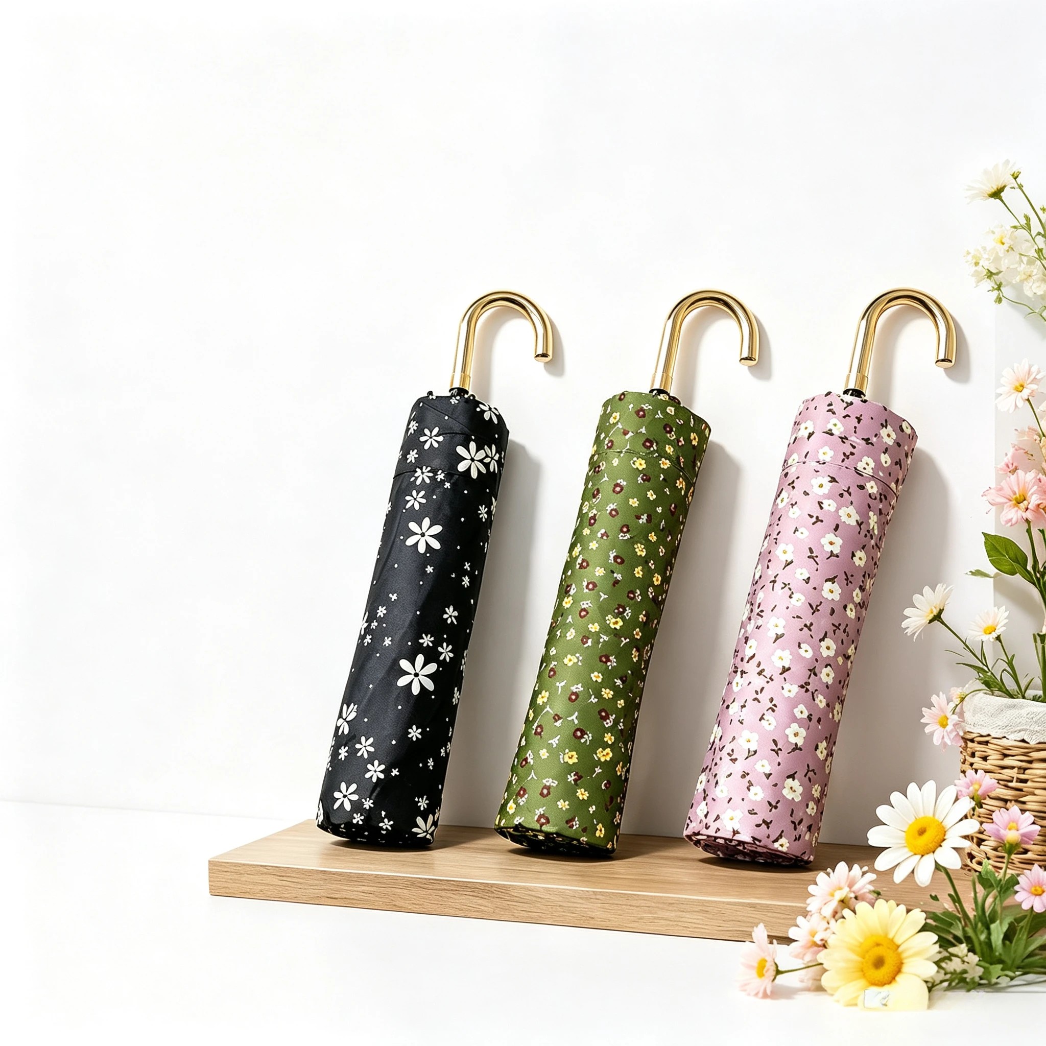 Vintage Small Floral Hook Handle Three Fold Umbrella Wind Resistant Compact Portable Stylish Aesthetic Versatile Ladies' Parasol