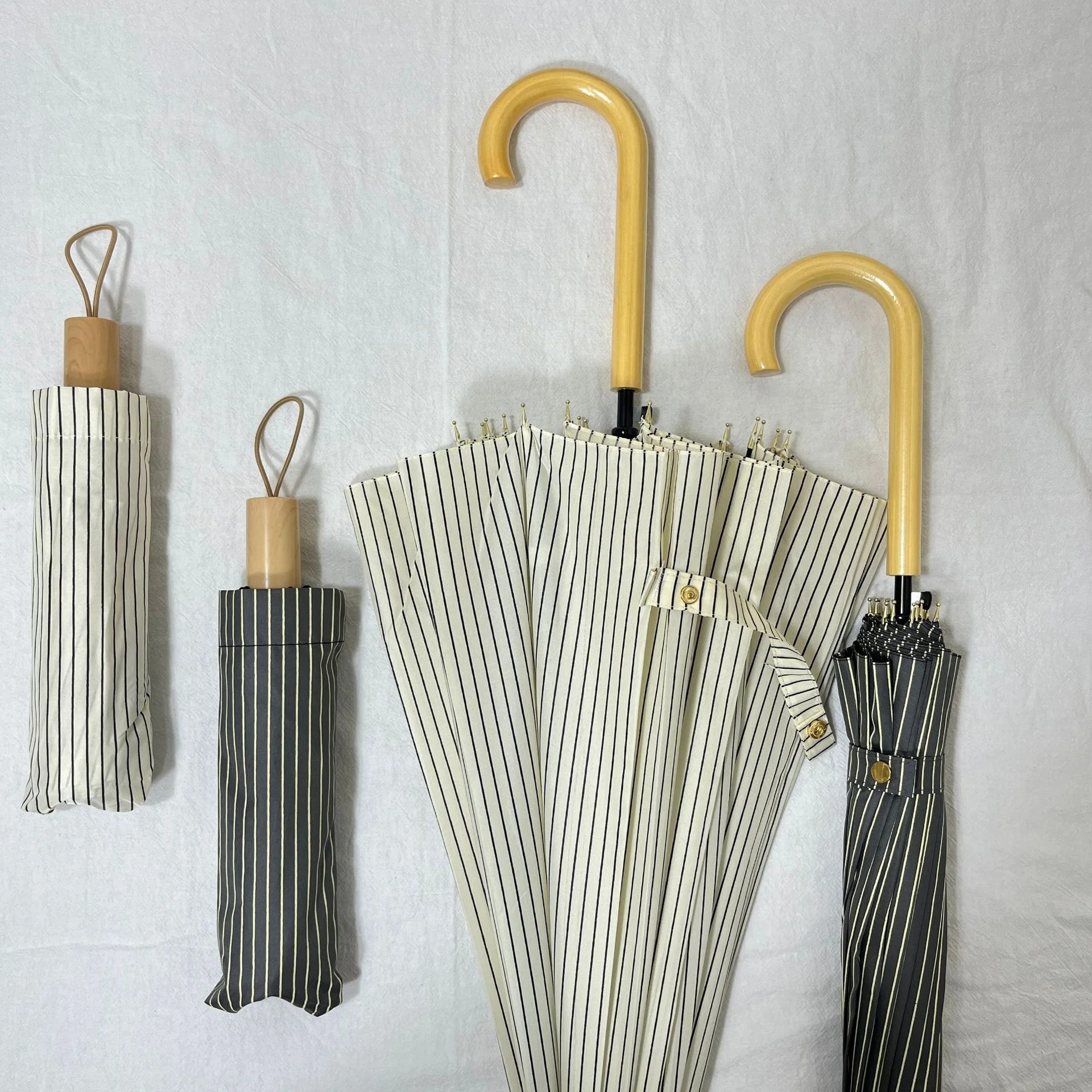 Cross border Striped 16Bone Straight Windproof Reinforced Manual Umbrella Gift Advertising UV Protection Fiber